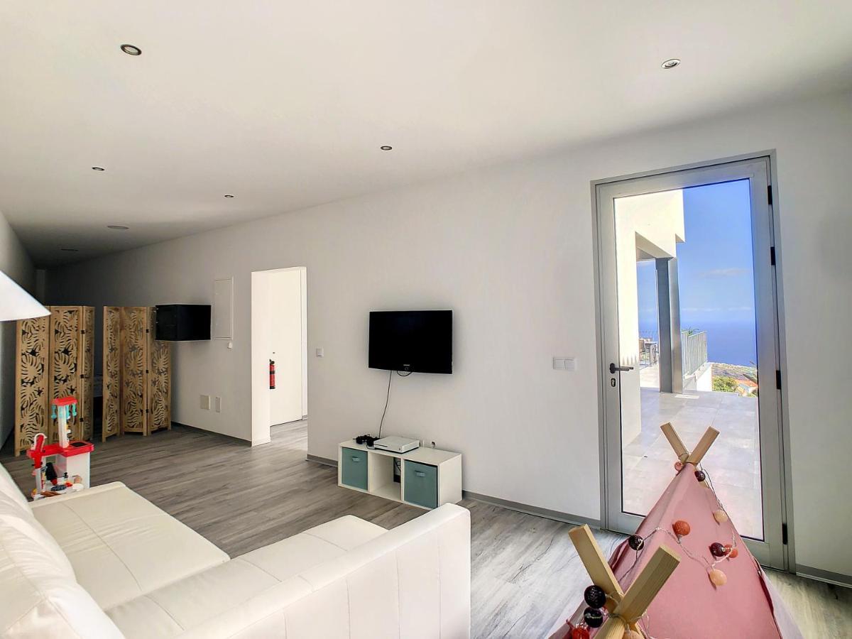 Villa Piece Of Heaven By Lovelystay Estreito Da Calheta 외부 사진